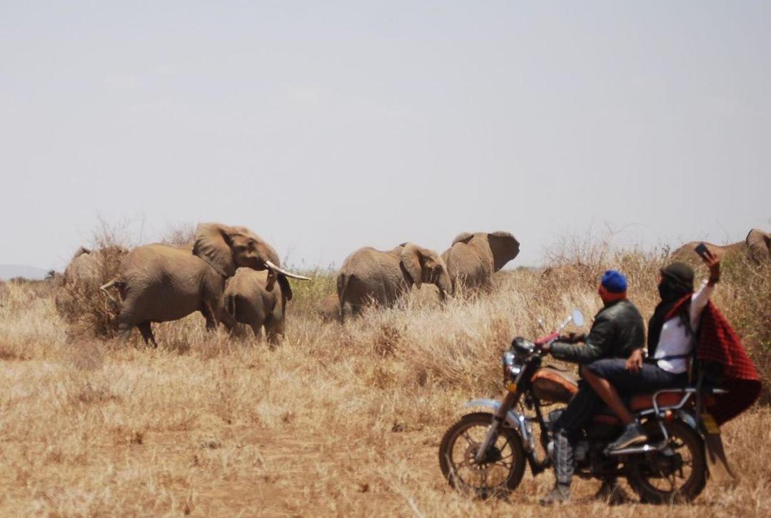 Kimana Amboseli Cultural Camping Bagian luar foto
